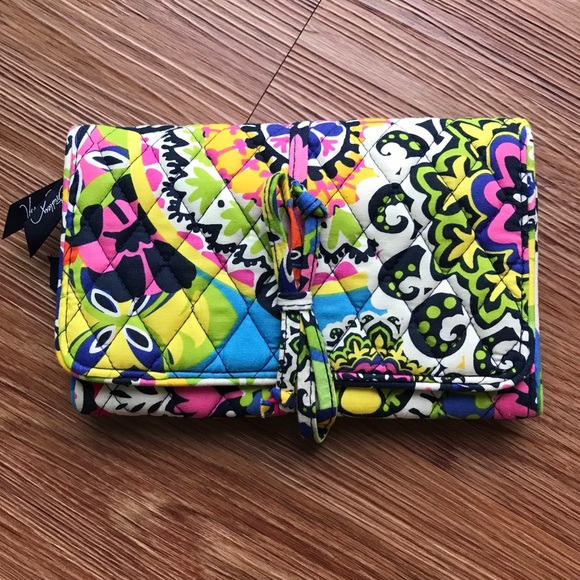 Vera Bradley Handbags - Vera Bradley All Wrapped Up, jewelry roll, in Rio
